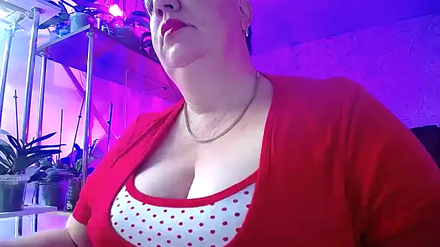  Sweet Woman online show from November 10, 2025, 5:28 am