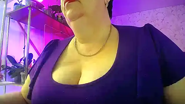  Sweet Woman online show from March 27, 2026, 9:32 am