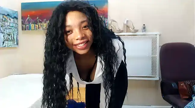 Snapshot of CaramelDelux27 chatting on February 4, 2025, 5:10 am CaramelDelux27 online show from February 4, 2025, 5:10 am