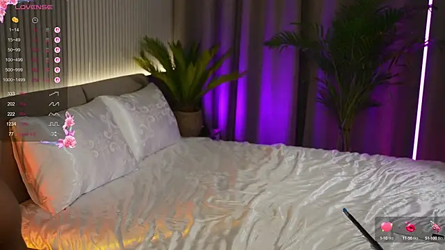 Snapshot of sexy_sabotageee chatting on September 22, 2025, 5:48 pm sexy sabotageee online show from September 22, 2025, 5:48 pm