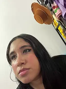 Snapshot of melyescobar chatting on December 28, 2024, 2:42 pm melyescobar online show from December 28, 2024, 2:42 pm