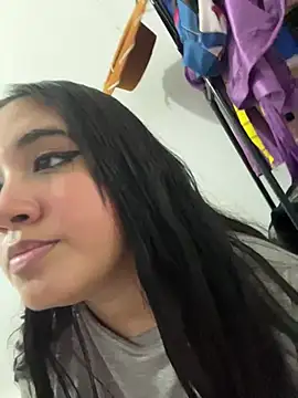 Snapshot of melyescobar chatting on January 3, 2025, 3:12 pm melyescobar online show from January 3, 2025, 3:12 pm