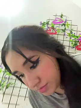 Snapshot of melyescobar chatting on March 7, 2025, 12:12 pm melyescobar online show from March 7, 2025, 12:12 pm