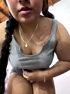 Snapshot of melyescobar chatting on November 9, 2025, 3:38 am melyescobar online show from November 9, 2025, 3:38 am