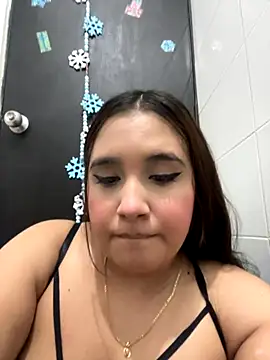 Snapshot of melyescobar chatting on December 2, 2025, 3:34 am melyescobar online show from December 2, 2025, 3:34 am