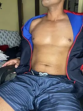 Snapshot of loveboyrp chatting on February 12, 2026, 2:50 am loveboyrp online show from February 12, 2026, 2:50 am