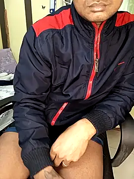 Snapshot of loveboyrp chatting on February 19, 2026, 3:24 am loveboyrp online show from February 19, 2026, 3:24 am