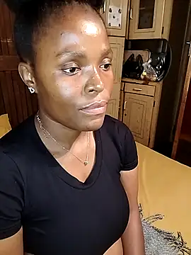 Snapshot of Smoochy_ chatting on December 1, 2025, 7:52 pm Smoochy online show from December 1, 2025, 7:52 pm