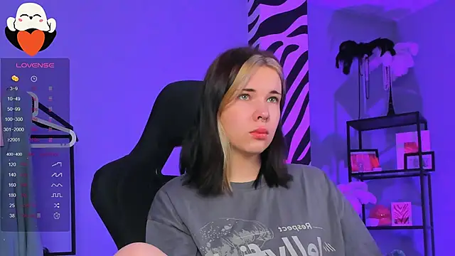 AliceSunday online show from October 23, 2025, 2:00 am