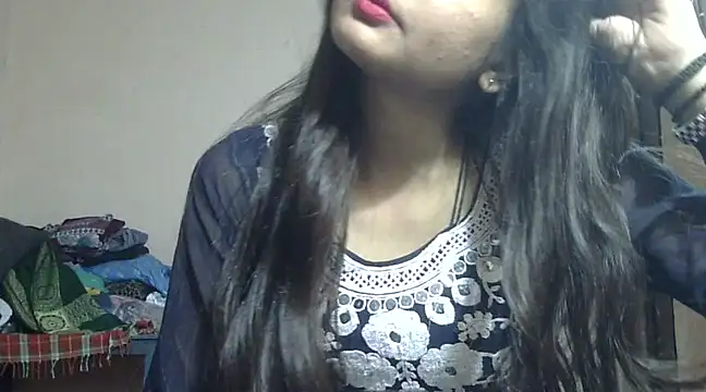 Snapshot of Aayesha chatting on January 25, 2025, 10:29 am Aayesha online show from January 25, 2025, 10:29 am