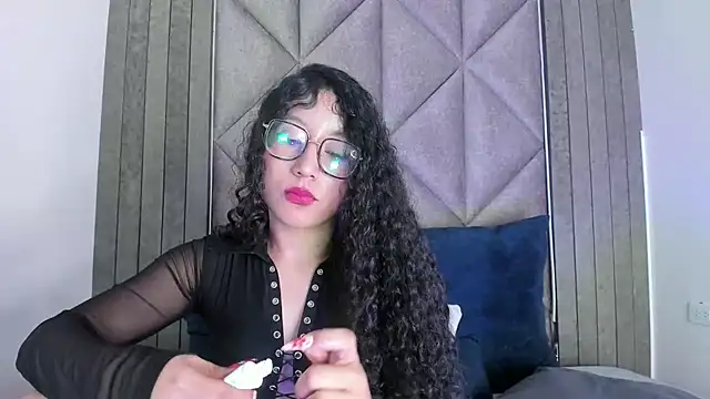 Snapshot of BriaConner_ chatting on February 3, 2025, 8:46 am BriaConner online show from February 3, 2025, 8:46 am