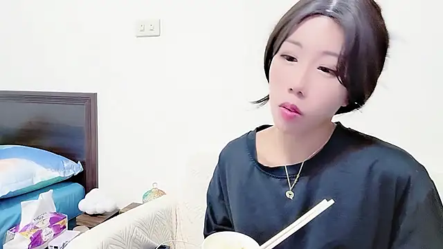 Fine-sand online show from October 9, 2025, 2:37 pm