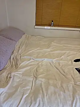 lilylove27 online show from September 21, 2025, 8:54 pm