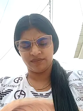 Snapshot of naughty-girl01 chatting on February 7, 2025, 1:32 pm naughty-girl01 online show from February 7, 2025, 1:32 pm