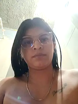 Snapshot of naughty-girl01 chatting on February 14, 2025, 10:17 am naughty-girl01 online show from February 14, 2025, 10:17 am