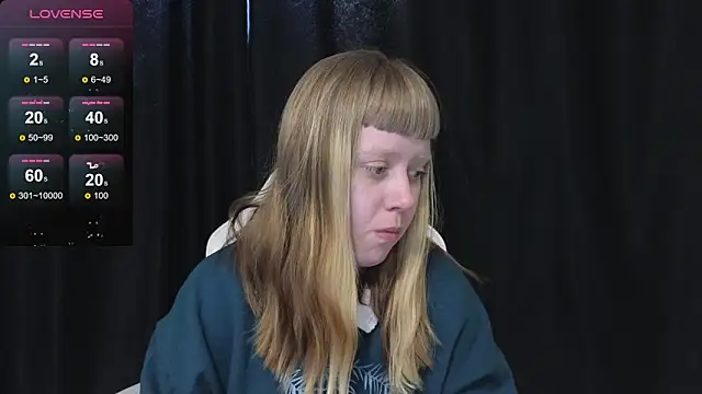Snapshot of June_shy0 chatting on April 12, 2026, 7:46 am June shy0 online show from April 12, 2026, 7:46 am