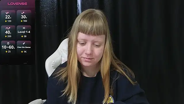 Snapshot of June_shy0 chatting on April 18, 2026, 6:50 am June shy0 online show from April 18, 2026, 6:50 am