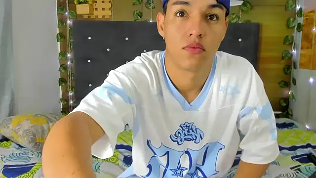 ryan carter08 online show from October 11, 2025, 1:09 pm