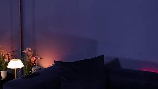 Snapshot of Olivia_Collins1 chatting on February 13, 2026, 8:05 pm Olivia Collins1 online show from February 13, 2026, 8:05 pm