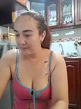 Snapshot of skayhot_ chatting on January 18, 2026, 2:10 pm skayhot online show from January 18, 2026, 2:10 pm