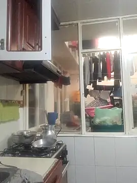 Snapshot of skayhot_ chatting on February 1, 2026, 1:31 pm skayhot online show from February 1, 2026, 1:31 pm