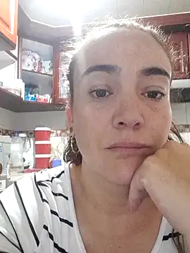 Snapshot of skayhot_ chatting on February 14, 2026, 12:46 pm skayhot online show from February 14, 2026, 12:46 pm