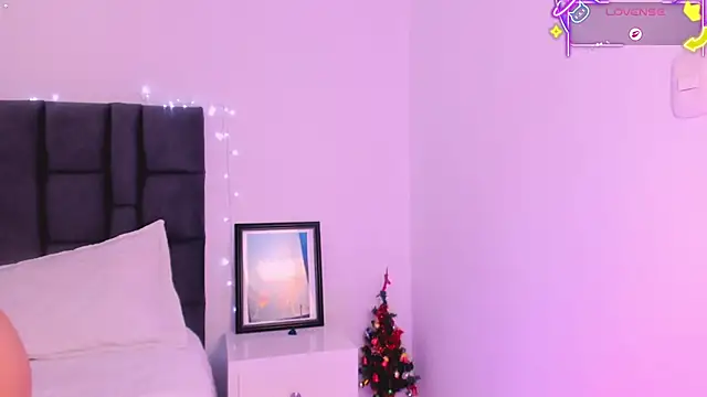 Snapshot of Mia_Gothzx chatting on December 13, 2025, 7:53 pm Mia Gothzx online show from December 13, 2025, 7:53 pm