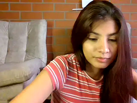 Snapshot of hanna_beili chatting on December 4, 2024, 9:46 pm hanna beili online show from December 4, 2024, 9:46 pm