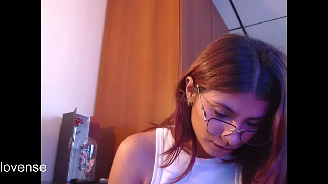 Snapshot of hanna_beili chatting on July 14, 2026, 6:13 pm hanna beili online show from July 14, 2026, 6:13 pm