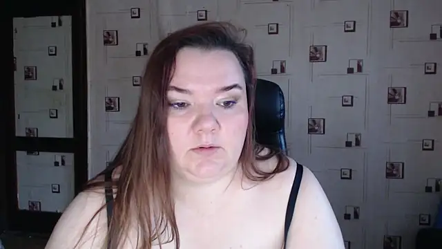 TasyaBigTTs online show from November 8, 2025, 1:22 pm