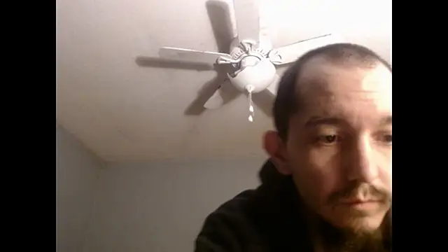 VanceFontaine online show from December 21, 2025, 5:03 am