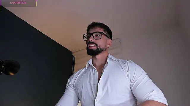 edrick walton1 online show from October 18, 2025, 11:33 am