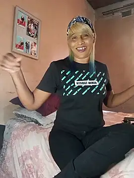 Snapshot of Goodgirlsue_77 chatting on November 7, 2025, 11:43 am Goodgirlsue 77 online show from November 7, 2025, 11:43 am