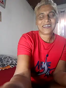 Snapshot of Goodgirlsue_77 chatting on March 8, 2026, 7:01 am Goodgirlsue 77 online show from March 8, 2026, 7:01 am