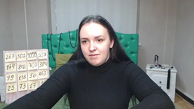 IsabelBlackberry online show from February 1, 2025, 9:00 am