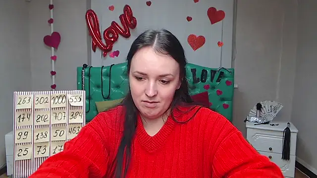 IsabelBlackberry online show from February 15, 2025, 12:11 pm