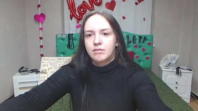 IsabelBlackberry online show from October 13, 2025, 5:18 am