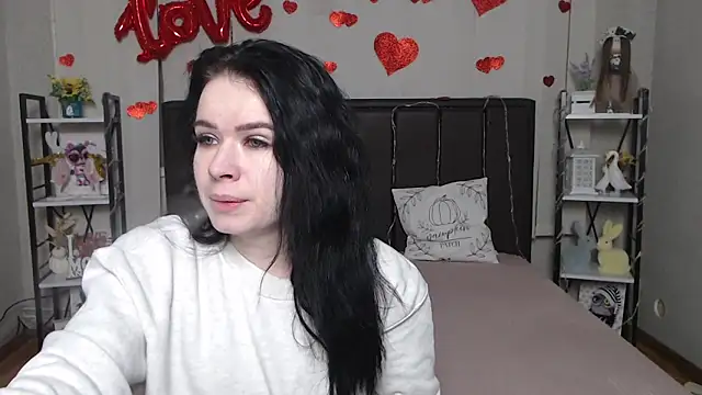 JasmineKouch online show from February 5, 2026, 7:24 am