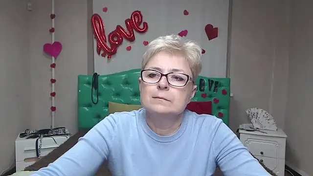 EmiliaGree online show from February 2, 2026, 6:06 pm