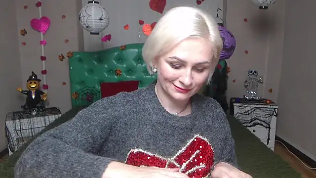 OliviaHorst online show from November 9, 2025, 6:17 pm