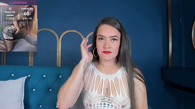 Snapshot of celestelewis chatting on November 3, 2025, 7:37 pm celestelewis online show from November 3, 2025, 7:37 pm