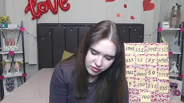 LauraHlot online show from March 12, 2025, 9:34 am