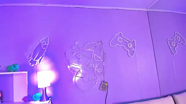 Snapshot of Camiila_Osorio chatting on November 19, 2025, 7:25 pm Camiila Osorio online show from November 19, 2025, 7:25 pm