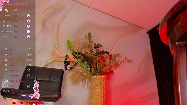 Karla-Ebony online show from September 21, 2025, 3:57 pm