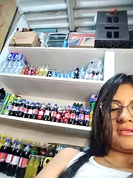 Linda Lars online show from November 7, 2025, 3:28 am