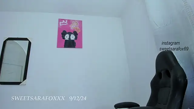 sweetsarasofia online show from December 10, 2024, 1:11 am