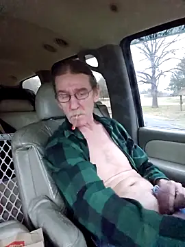 Snapshot of coolbrease10 chatting on February 14, 2026, 1:30 pm coolbrease10 online show from February 14, 2026, 1:30 pm