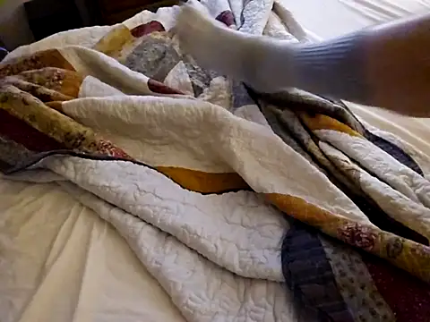 Snapshot of coolbrease10 chatting on March 6, 2026, 5:37 am coolbrease10 online show from March 6, 2026, 5:37 am