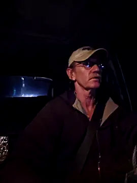 Snapshot of coolbrease10 chatting on March 16, 2026, 1:11 am coolbrease10 online show from March 16, 2026, 1:11 am