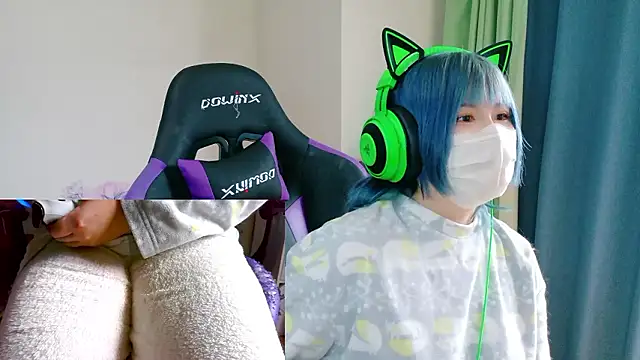 hazuki 8008 online show from November 13, 2025, 2:10 am